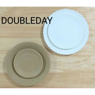 【最終価格　まもなく出品終了】 DOUBLEDAY　大皿2枚　小皿2枚