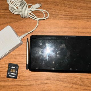 ニンテンドー3DS(ニンテンドー3DS)の3DSブラック(携帯用ゲーム機本体)