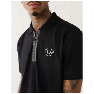 トゥルーレリジョン(True Religion)の送料無料 新品 TRUE RELIGION TAPE LOGO ZIPPERポロ(ポロシャツ)