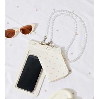 スリーコインズ(3COINS)の未使用　スリーコインズ　防滴　スマホケース(モバイルケース/カバー)