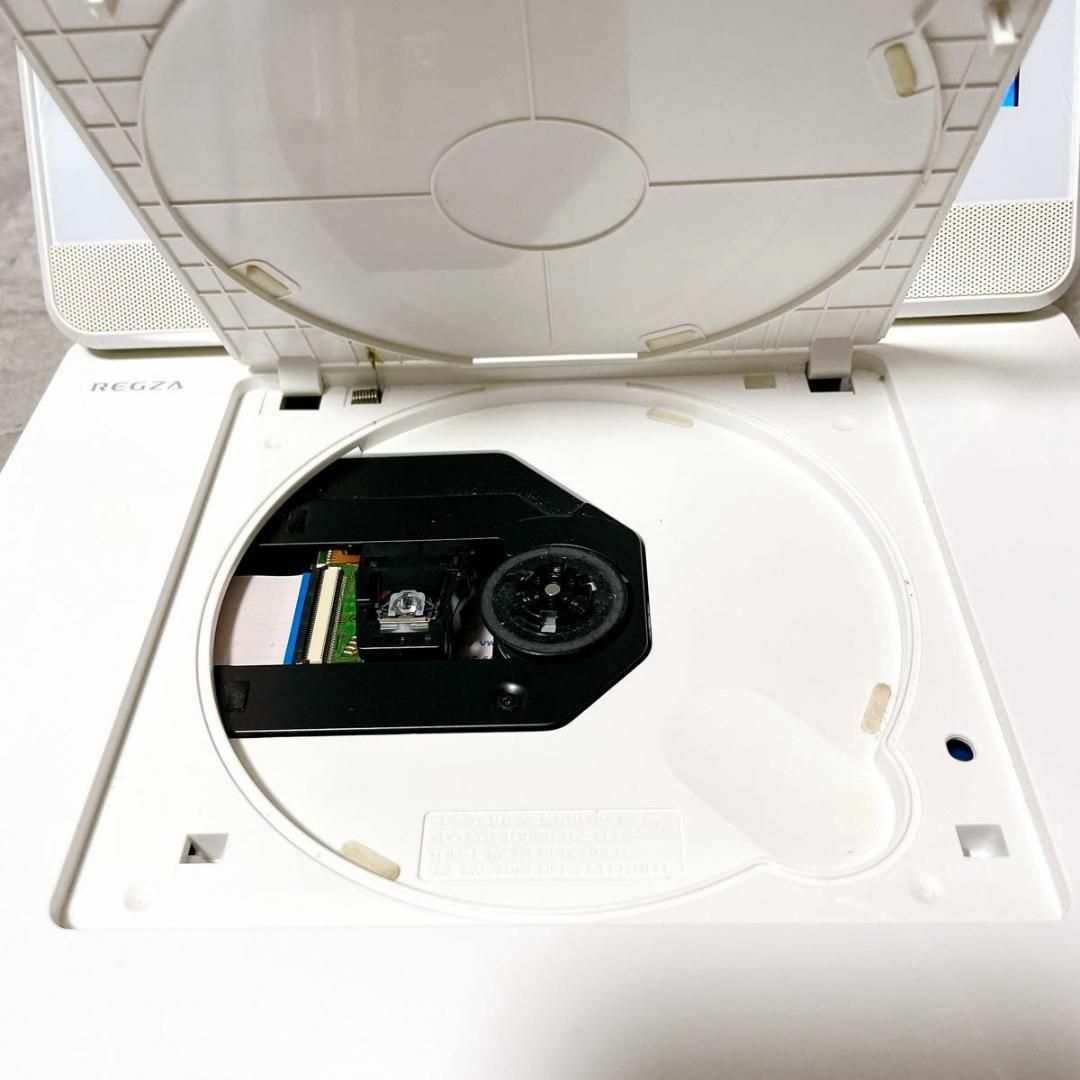 REGZA(レグザ)の東芝 SD-BP900S レグザ ポータブルブルーレイディスクプレイヤー BD スマホ/家電/カメラのテレビ/映像機器(ブルーレイプレイヤー)の商品写真