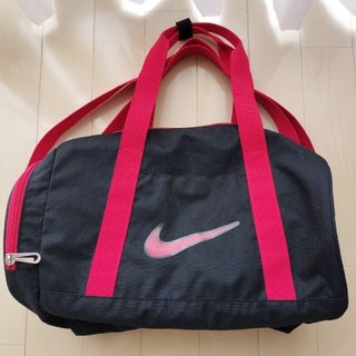 NIKE - キッズ ナイキ プールバッグ ボストン ブラック レッド