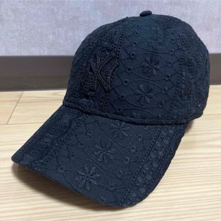 ニューエラ(NEW ERA)のニューエラ　NEW ERA NYヤンキース ブラック　ブロデリー　刺繍(キャップ)