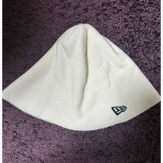 ニューエラ(NEW ERA)のNew Era ニット帽 ホワイト(ニット帽/ビーニー)