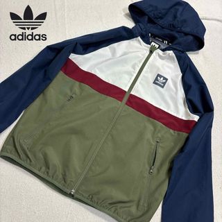 アディダス(adidas)のadidas アディダス　メンズ　ナイロンパーカー　Sサイズ(ナイロンジャケット)